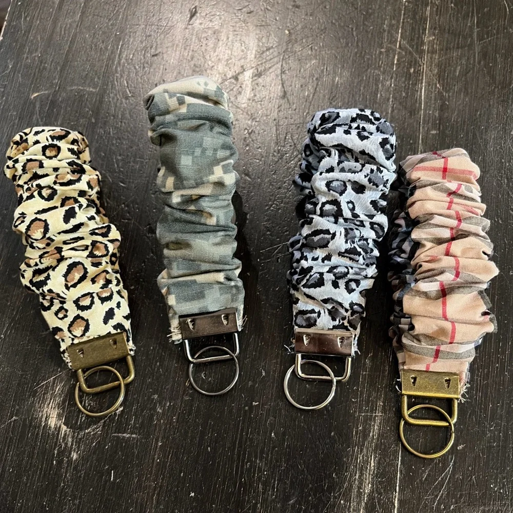 Scrunchie key holder - Picture 1 of 3